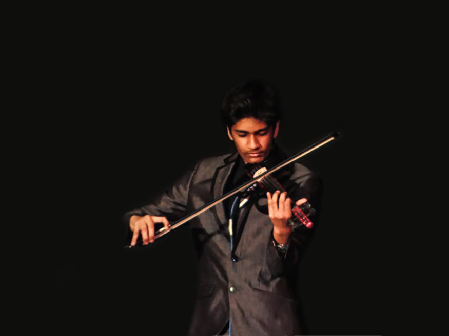 Violin  – Jathin Premjith