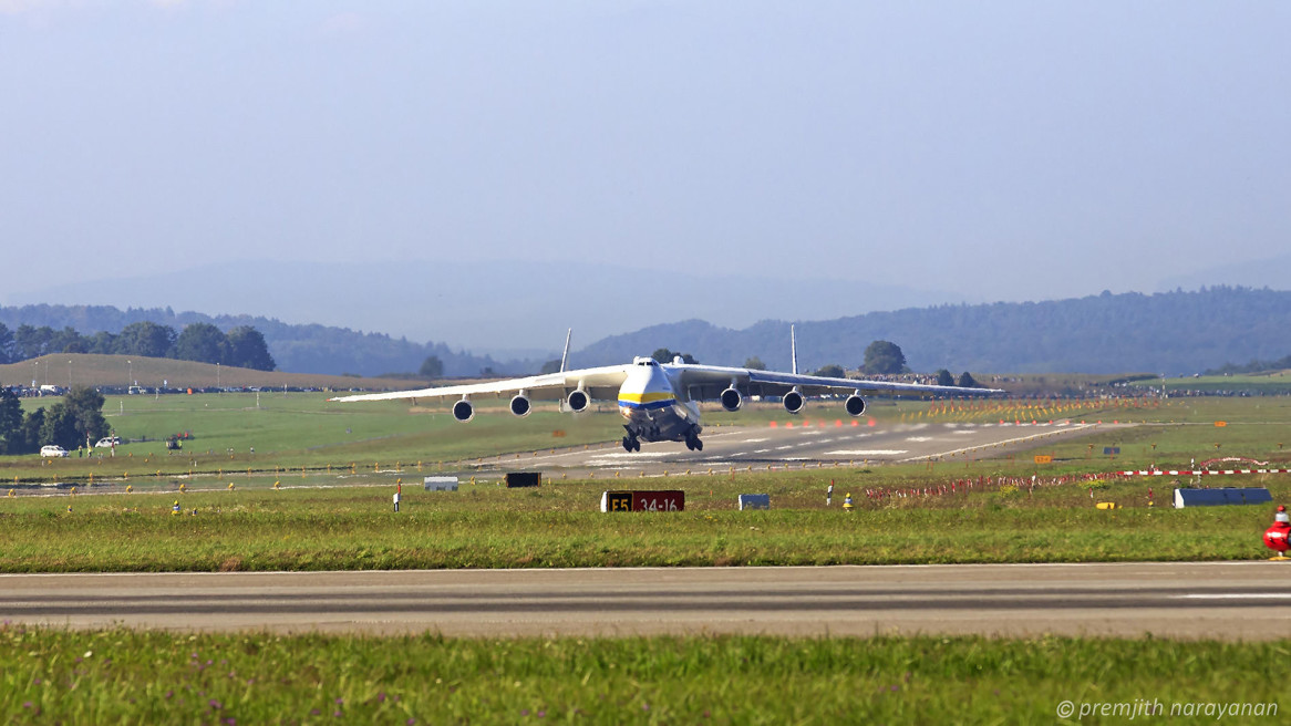 ANTONOV – World’s largest Aircraft @ Swiss Airport